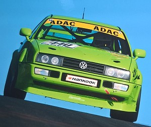 Der Daum-Motorsport-Corrado auf der Rennstrecke