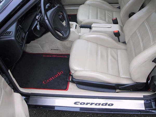 Corrado Teppich schwarz-rot